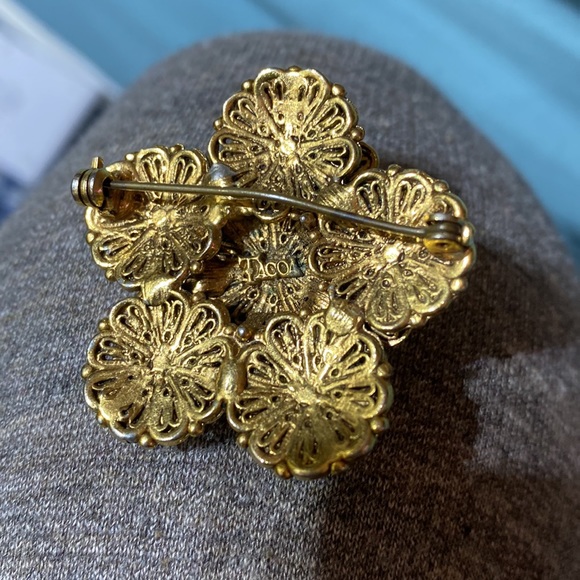 Vintage Tacoa bridal brooch gold tone and pearl - Picture 2 of 4